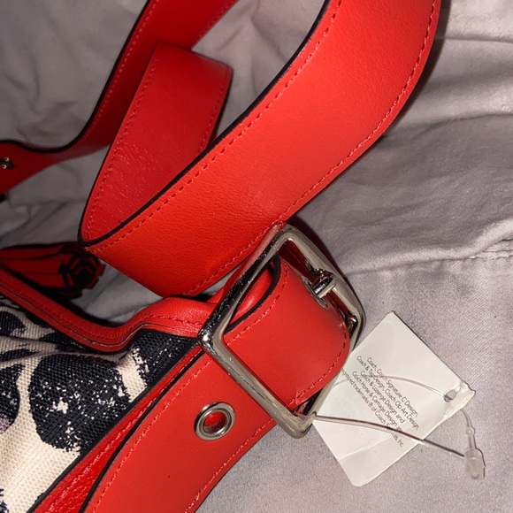 Coach Legacy Ocelot Duffle Sac NWT - Picture 6 of 10